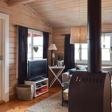 Nice In W/ 3 Bedrooms *