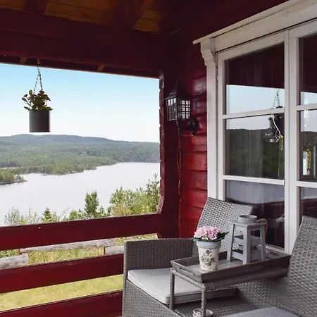 Nice In W/ 3 Bedrooms 펜션 Vegårshei